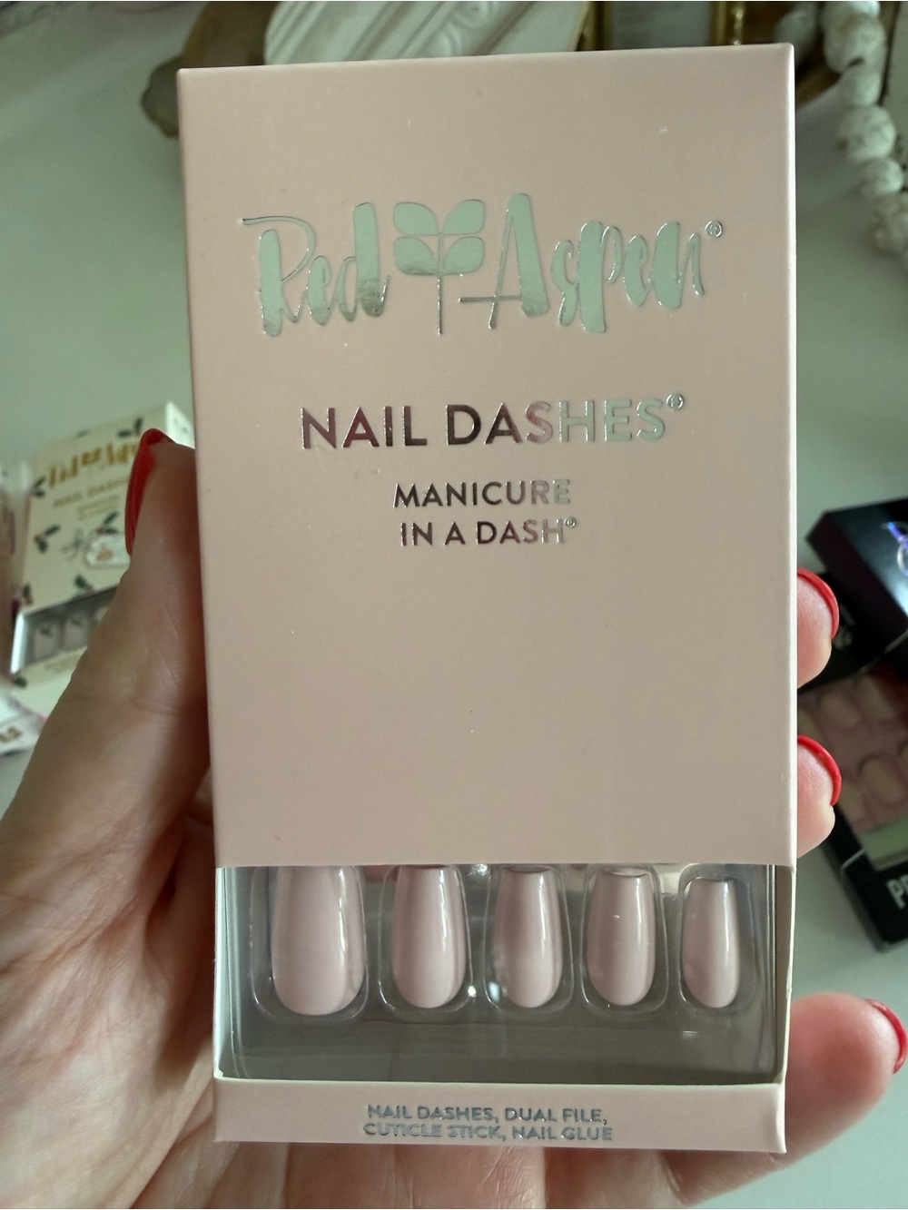 Red Aspen Nail Dashes Press-On Manicure in Nude Pink